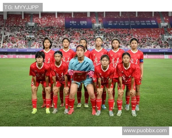 上海攀岩队技术对比深度解析与训练方法探讨 上海攀岩队技术对比深度解析与训练方法探讨