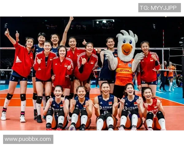 杭州排球队在全国排球团队协作排行榜中荣登第八名展现出色团队精神与实力 杭州排球队在全国排球团队协作排行榜中荣登第八名展现出色团队精神与实力