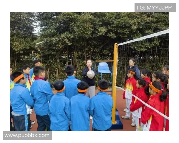 排球战术解析:深入探讨杭州排球队的防守与反击策略 排球战术解析:深入探讨杭州排球队的防守与反击策略