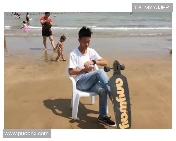 陈伟专访:滑板人生的起伏与坚持的背后故事 陈伟专访:滑板人生的起伏与坚持的背后故事